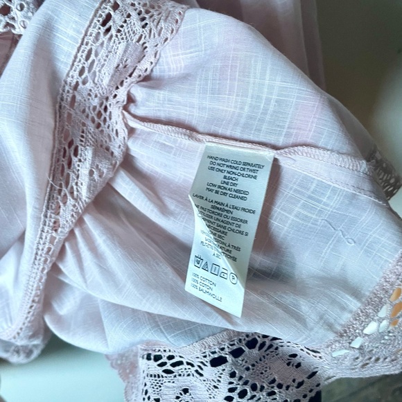 NWT Anthropologie Long-Sleeve Eyelet Peasant Top sz S - Picture 9 of 9